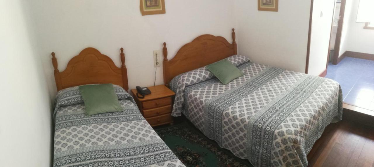 Hostal La Casilla Guitiriz Kültér fotó
